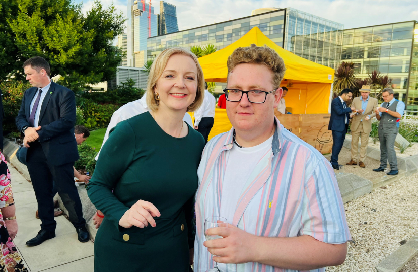 Liz Truss, Fraser McFarland